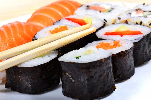Sushi & Roll image 1