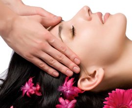 Ella Nail and Beauty image 3