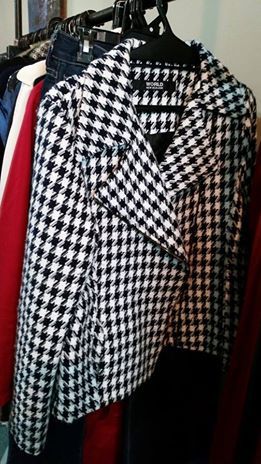 Labels Resale & Designer Clothing image 1 Labels Resale & Designer Clothing image 1